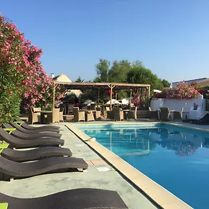 Mas Des Salicornes Hotel
